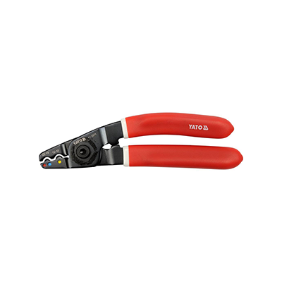 Pliers for crimping connectors